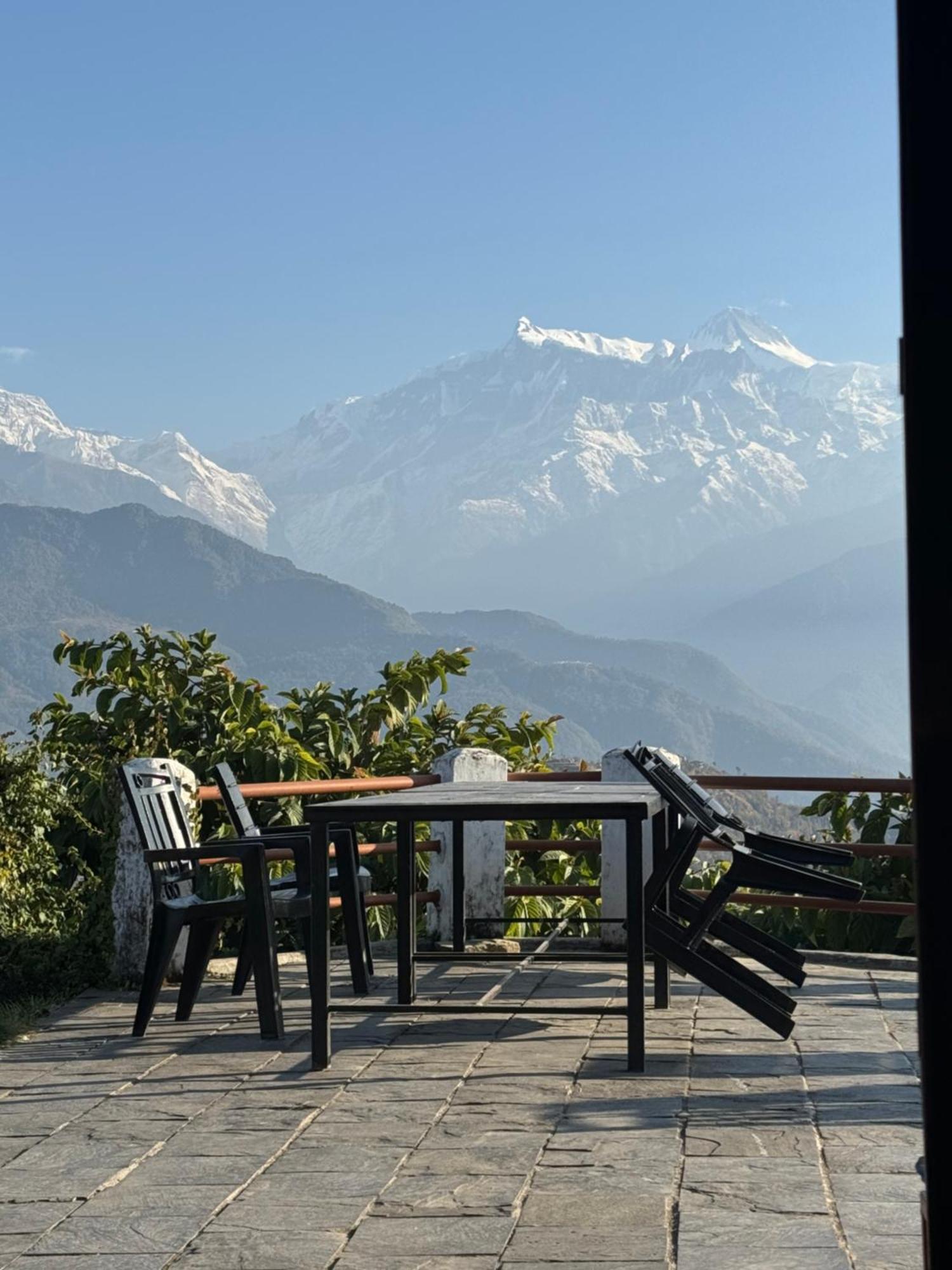 Es Deurali Resort Pókhara Exteriér fotografie