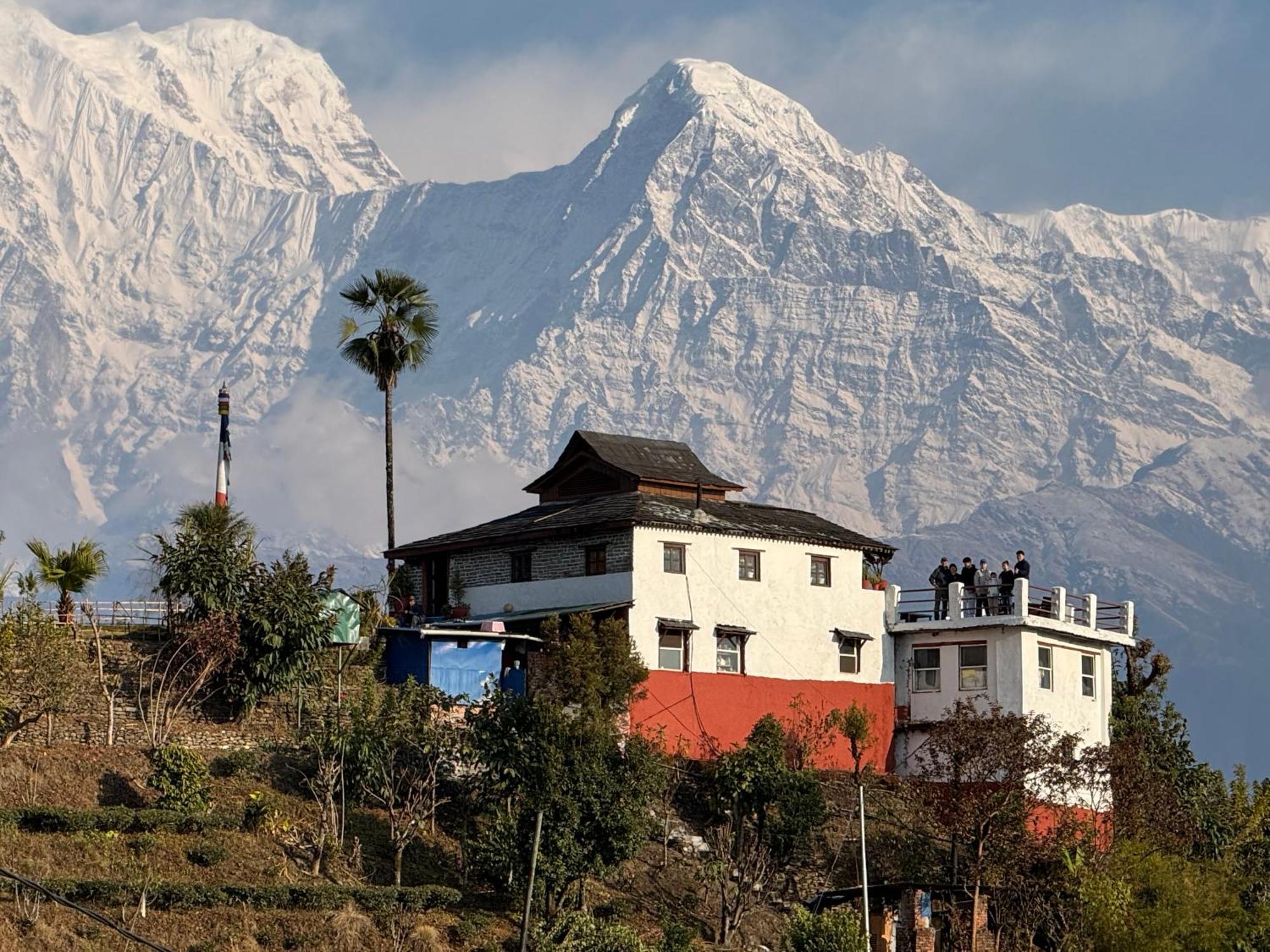 Es Deurali Resort Pókhara Exteriér fotografie